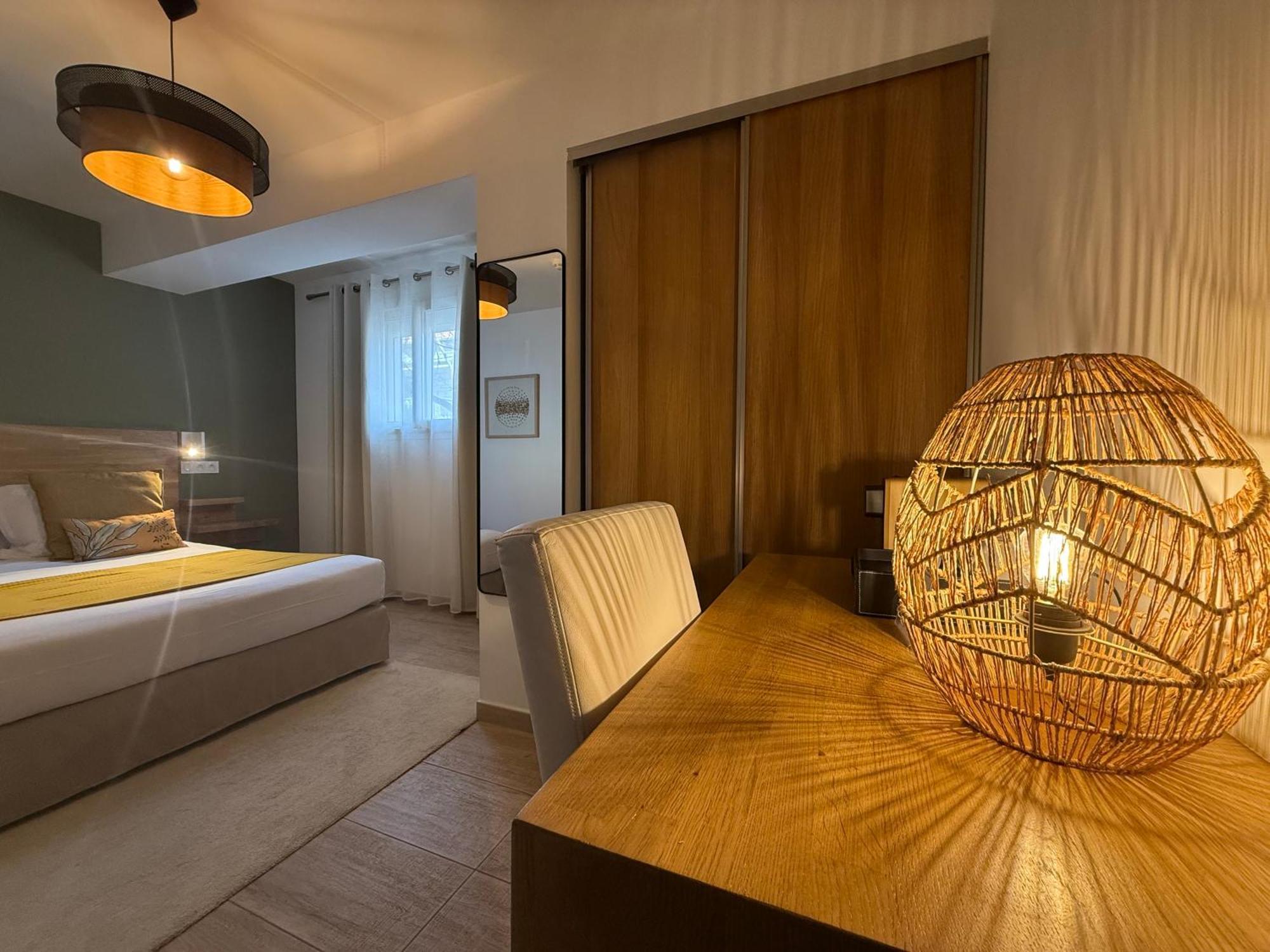 Hotel Le Mistral Porto-Vecchio  Exteriör bild